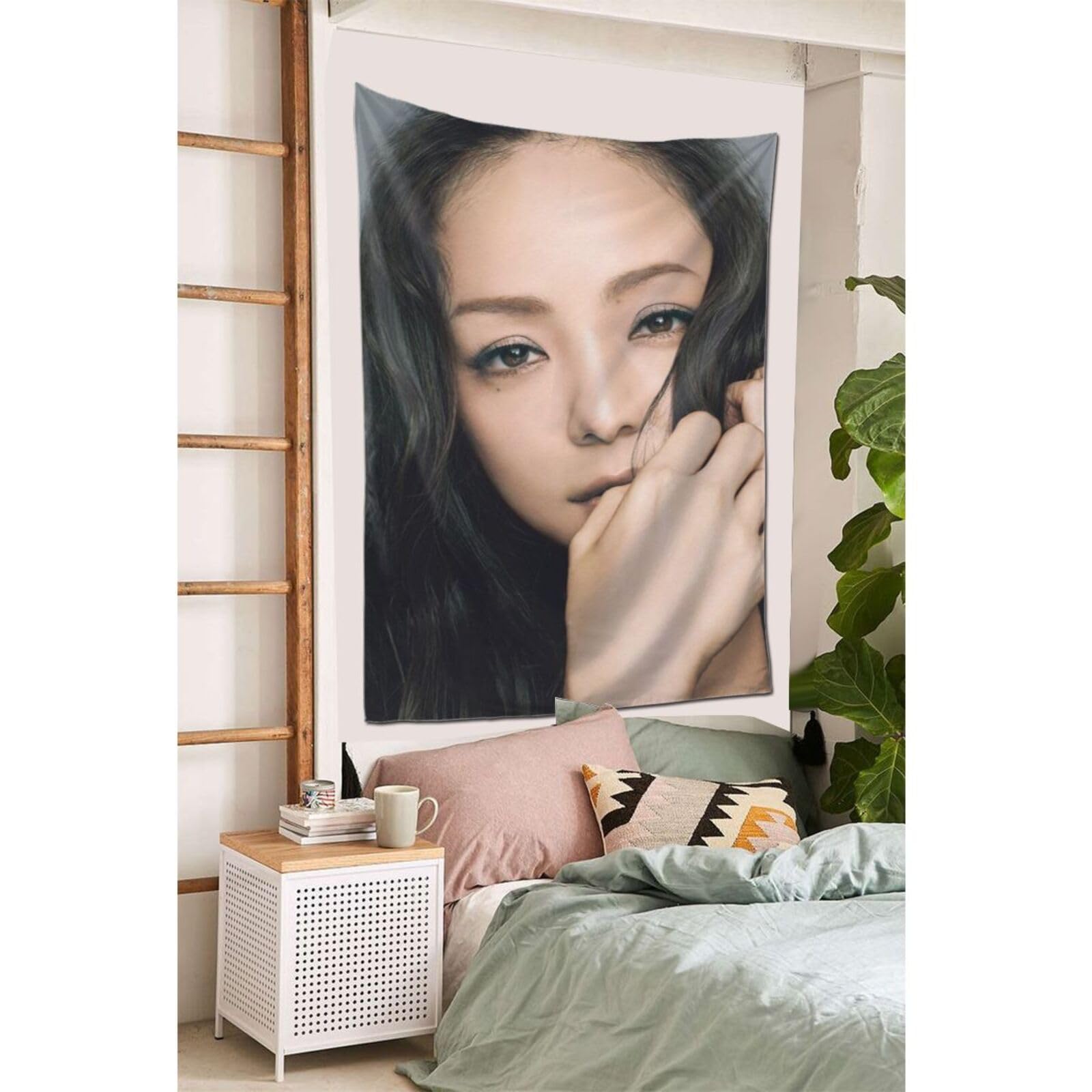 Amazon.co.jp: 安室奈美恵タペストリー インテリア壁掛け 個性